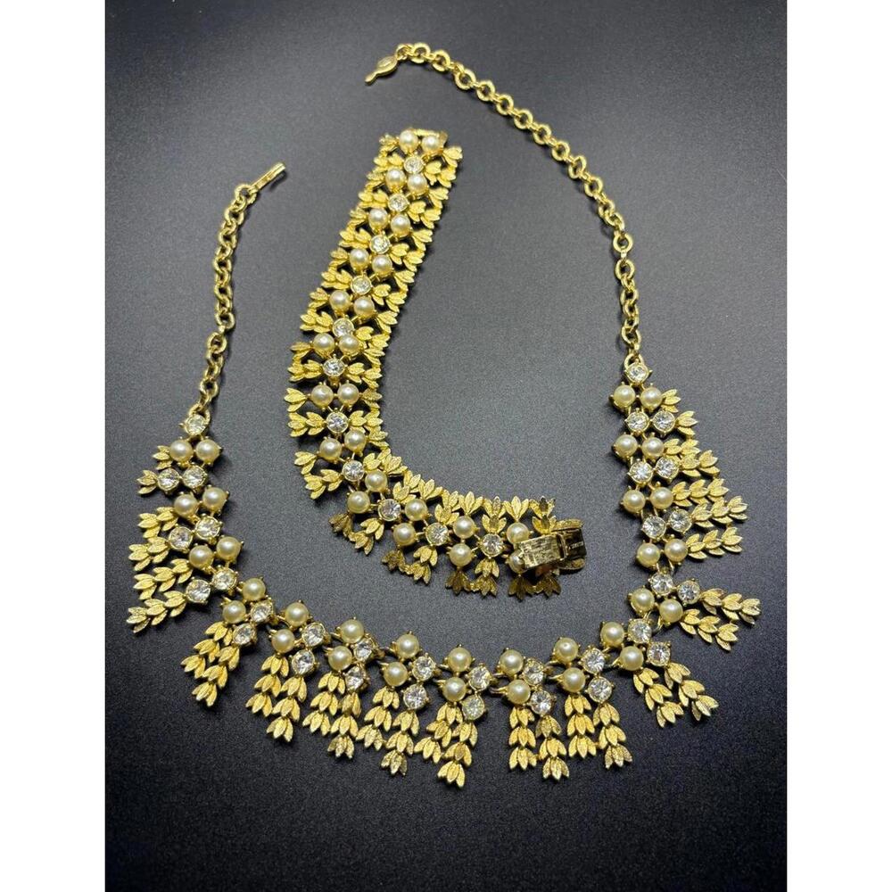 Vintage Sarah Coventry Royal Highness Bracelet and Necklace SET